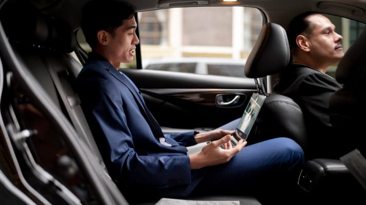 Car with private and discreet for a service